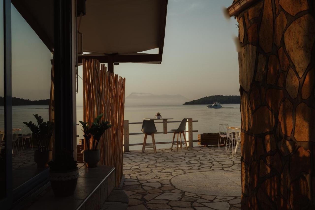 Sea Mansion Lefkada Apartment Nikiana Bagian luar foto
